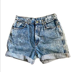 Vintage Chic High Rise Stone Washed cut off jean shorts Large 30" waist